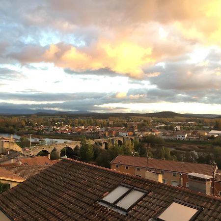 Apartamento Colonia Los Almendros Hotell Ciudad-Rodrigo Eksteriør bilde